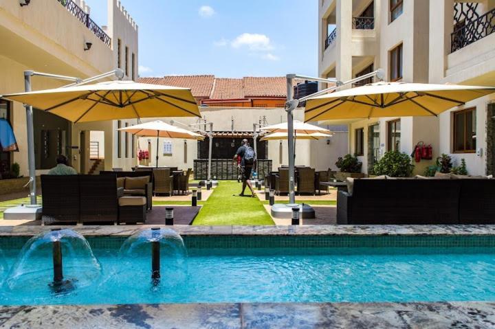 Kandiz Queendom Nairobi Exterior foto